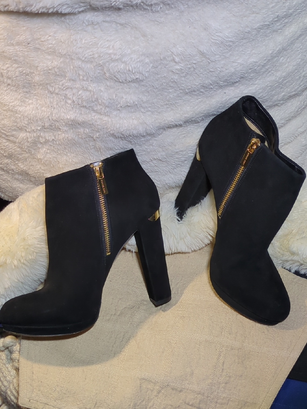 Michael Kors Black Suede High Heel Ankle Boots w/Gold Zippers NOW ONLY $55 WOW - Picture 1 of 13